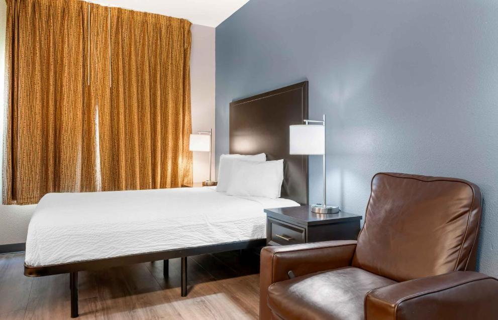 Extended Stay America Suites - Indianapolis - Airport - W Southern Ave Zewnętrze zdjęcie