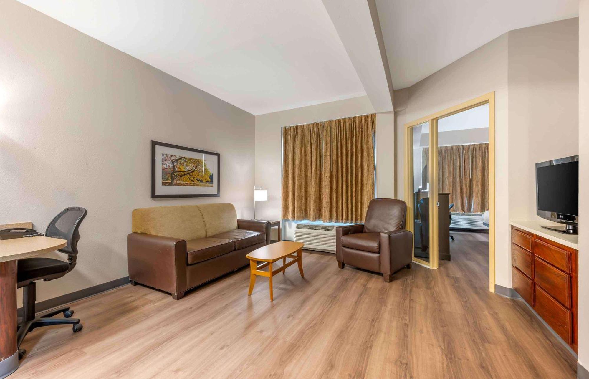 Extended Stay America Suites - Indianapolis - Airport - W Southern Ave Zewnętrze zdjęcie